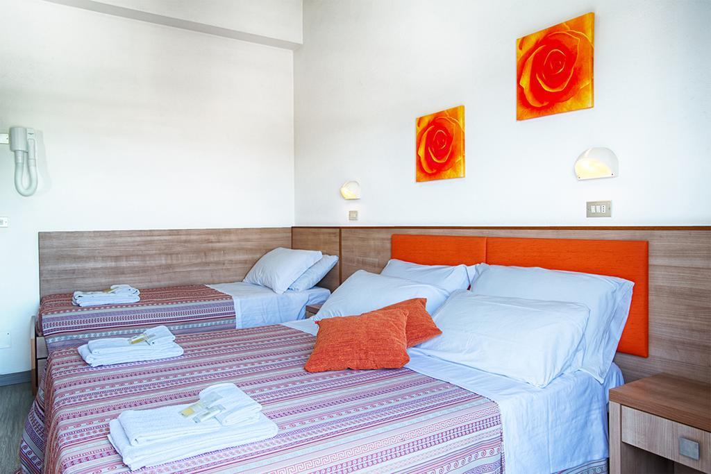 B&B Hotel Serenita Bellaria-Igea Marina Buitenkant foto