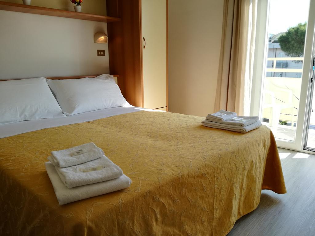 B&B Hotel Serenita Bellaria-Igea Marina Buitenkant foto